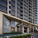 The Atrium At Jalan Ampang By Okbnb - Luxury 3 Bedroom Family Suite With Balcony, 3 Mins To Klcc