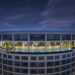 The Atrium At Jalan Ampang By Okbnb - Luxury 3 Bedroom Family Suite With Balcony, 3 Mins To Klcc